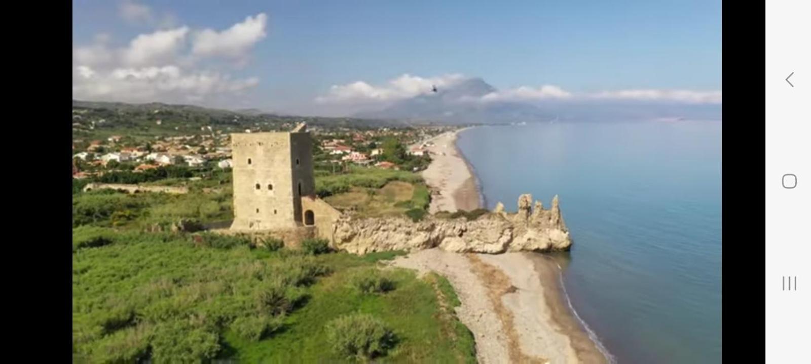 Holiday Homes Campofelice Di Roccella Eksteriør bilde